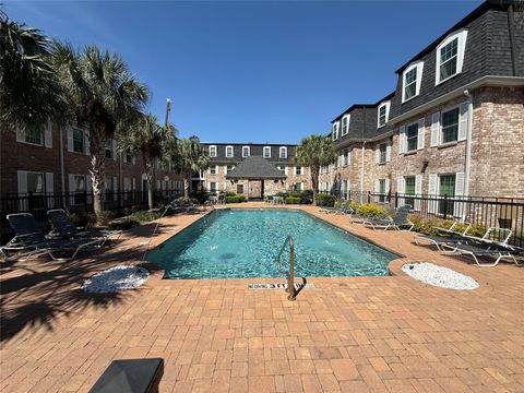 Photo of 351 N Post Oak Lane #808, Houston, TX 77024 (MLS # 29988245)