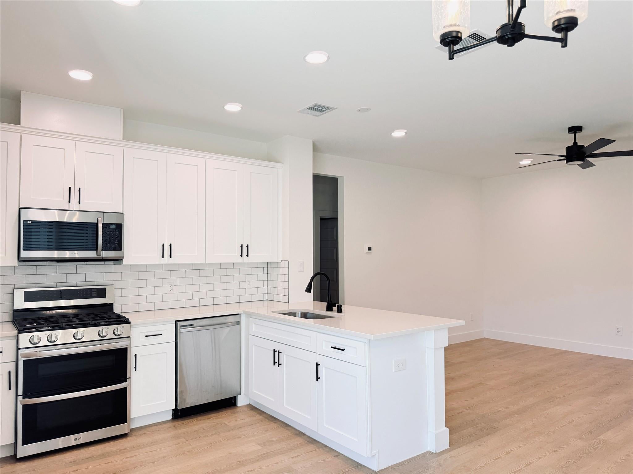 16575 Oasis Glade Drive