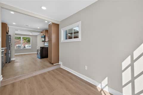 Tiny photo for 889 Chas Lane, Houston, TX 77091 (MLS # 44929253)