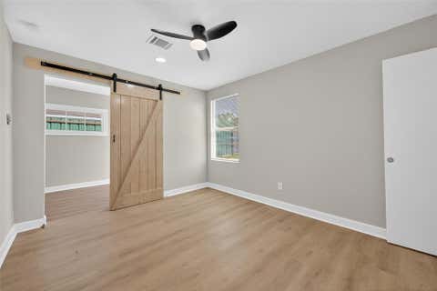 Tiny photo for 889 Chas Lane, Houston, TX 77091 (MLS # 44929253)