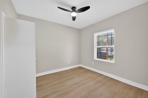 Tiny photo for 889 Chas Lane, Houston, TX 77091 (MLS # 44929253)