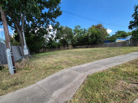 Photo of 2739 Wagon Trail Road, Pearland, TX 77584 (MLS # 39114039)