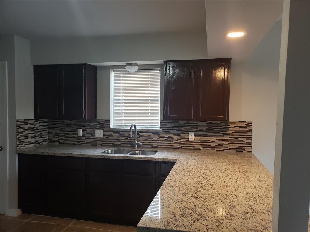 3304 Sandpiper Drive