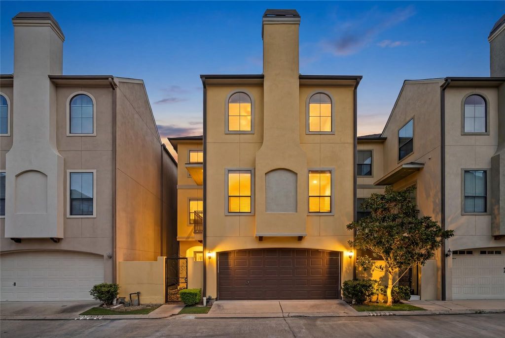 Photo of 3022 Orchard Court, Houston, TX 77054 (MLS # 34657047)