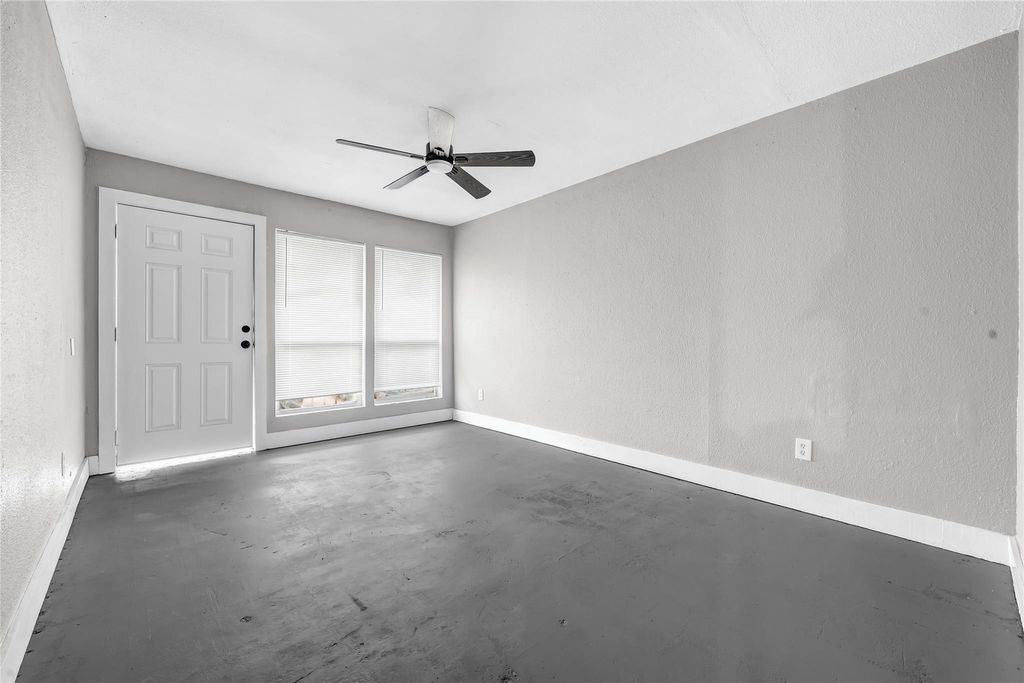 Photo of 3802 Dabney Street #1, Houston, TX 77026 (MLS # 20250796)