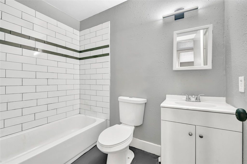 Photo of 3802 Dabney Street #1, Houston, TX 77026 (MLS # 20250796)