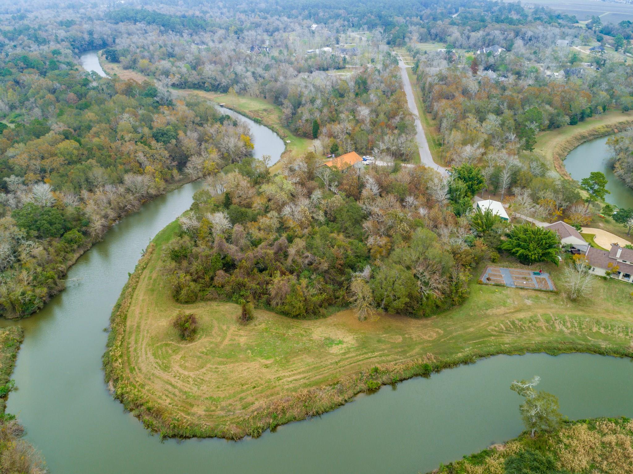 1550 Chocolate Bayou Drive