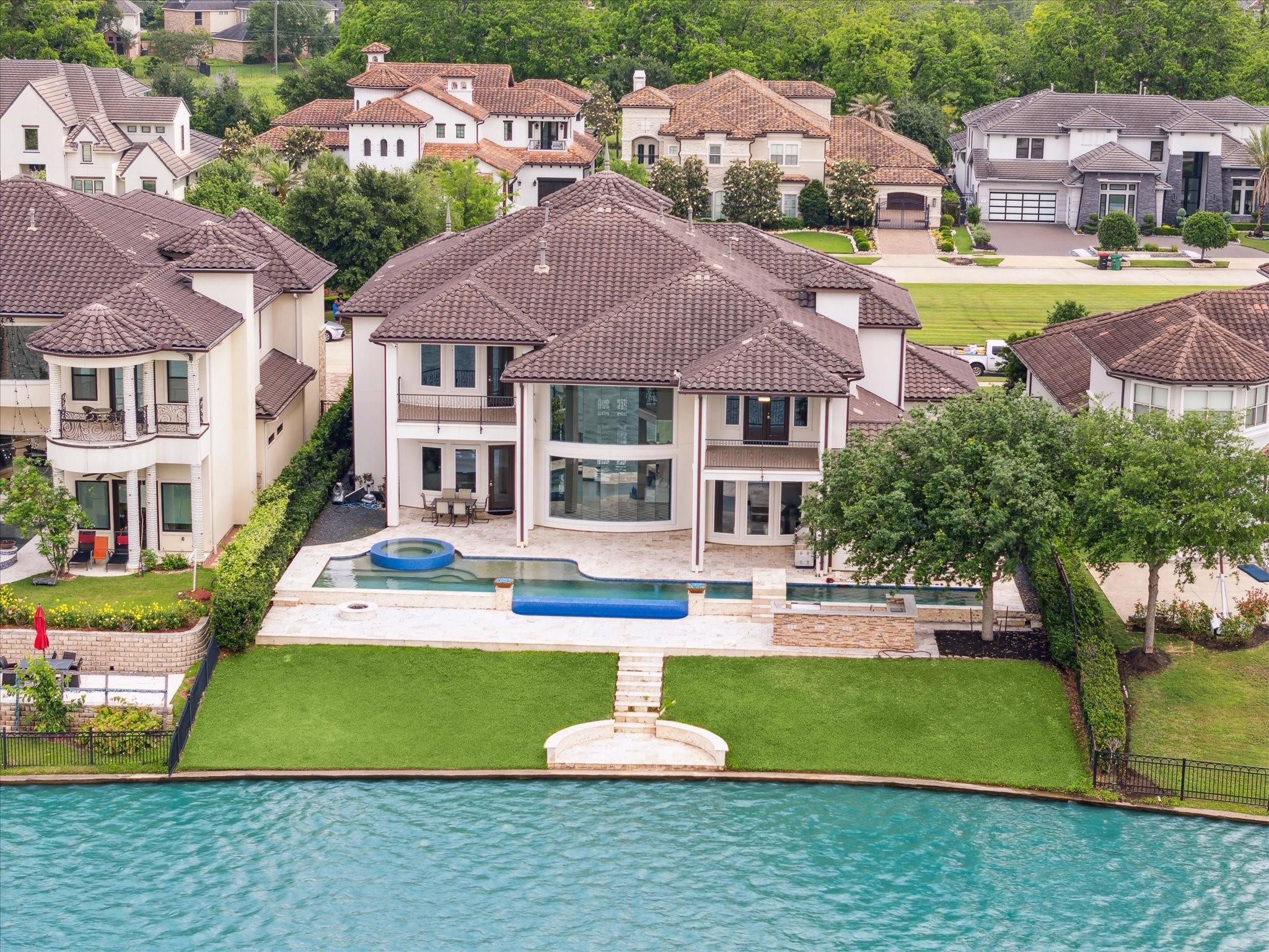 38 Enclave Manor Drive