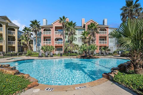 Photo of 7000 Seawall Boulevard #1038, Galveston, TX 77551 (MLS # 70091190)