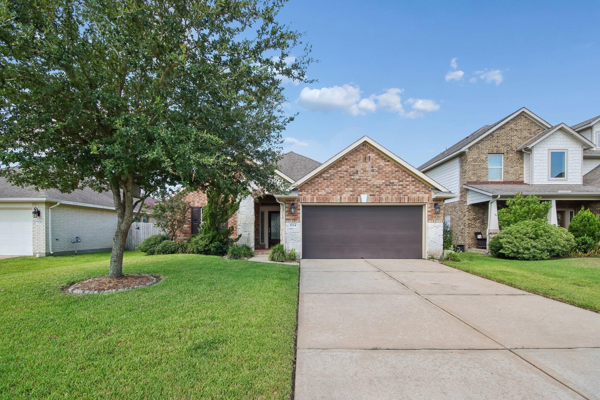 2124 Llerena Lane