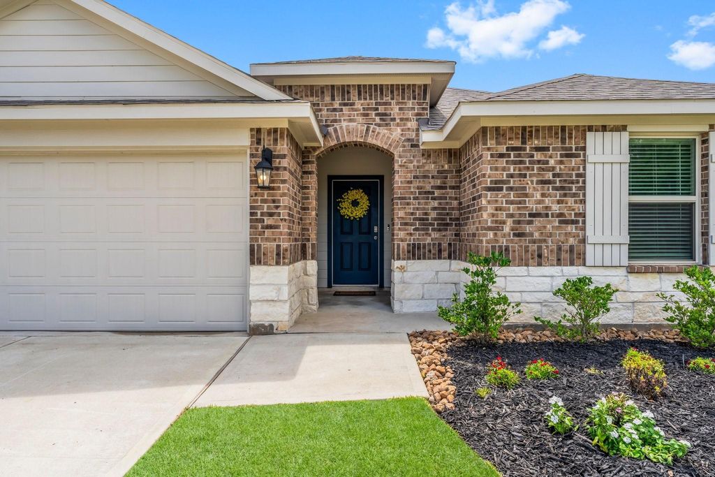 Photo of 3525 Pearl Mill Lane, Conroe, TX 77301 (MLS # 46831239)