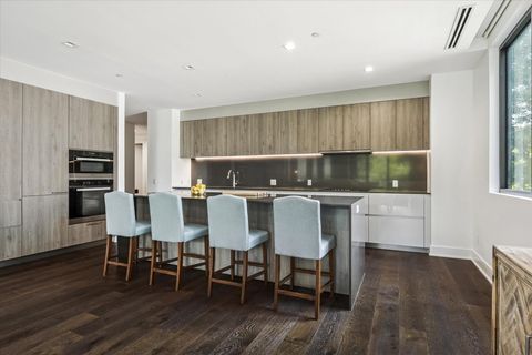 5104 Caroline Street 202 Houston TX 77004