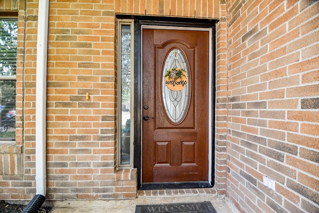 Photo of 16343 Dryberry Court, Houston, TX 77083 (MLS # 39548978)