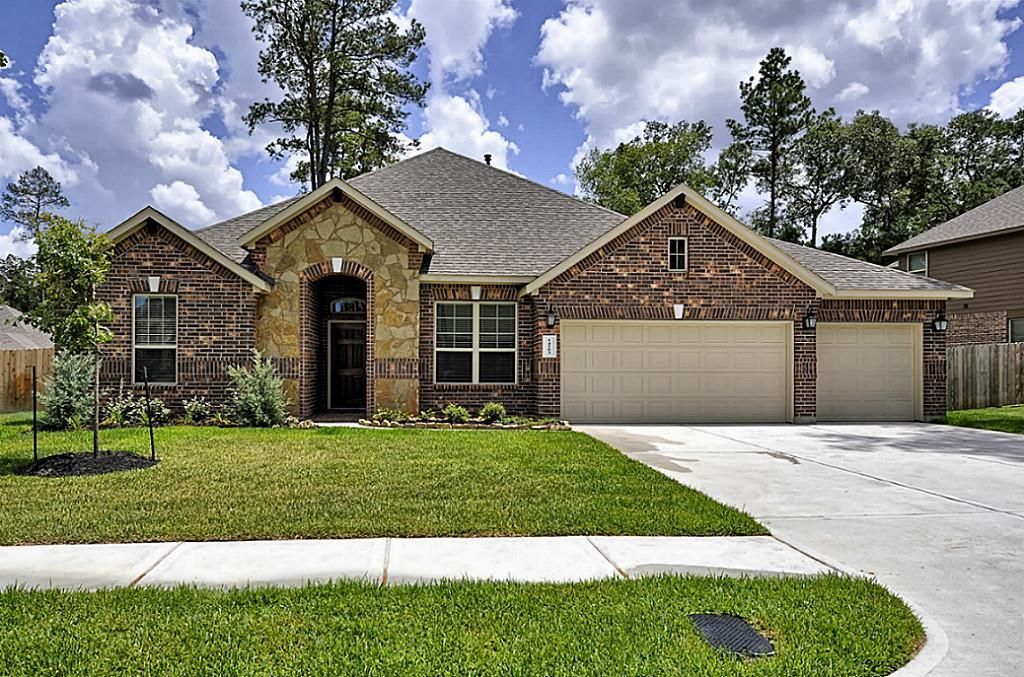Photo of 14103 Ash Mountain Lane, Conroe, TX 77384 (MLS # 98066376)