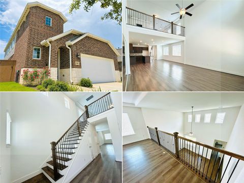 Photo of 749 Lake Lacosta Drive, Katy, TX 77493 (MLS # 94479788)