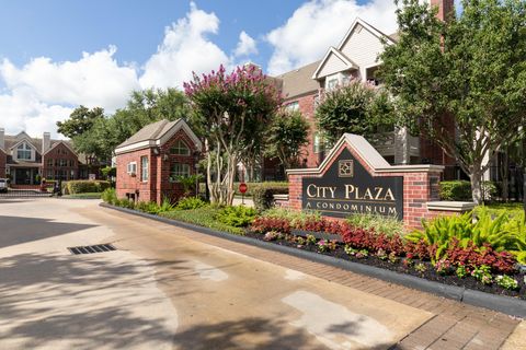 Photo of 1330 Old Spanish Trail #5301, Houston, TX 77054 (MLS # 12714507)