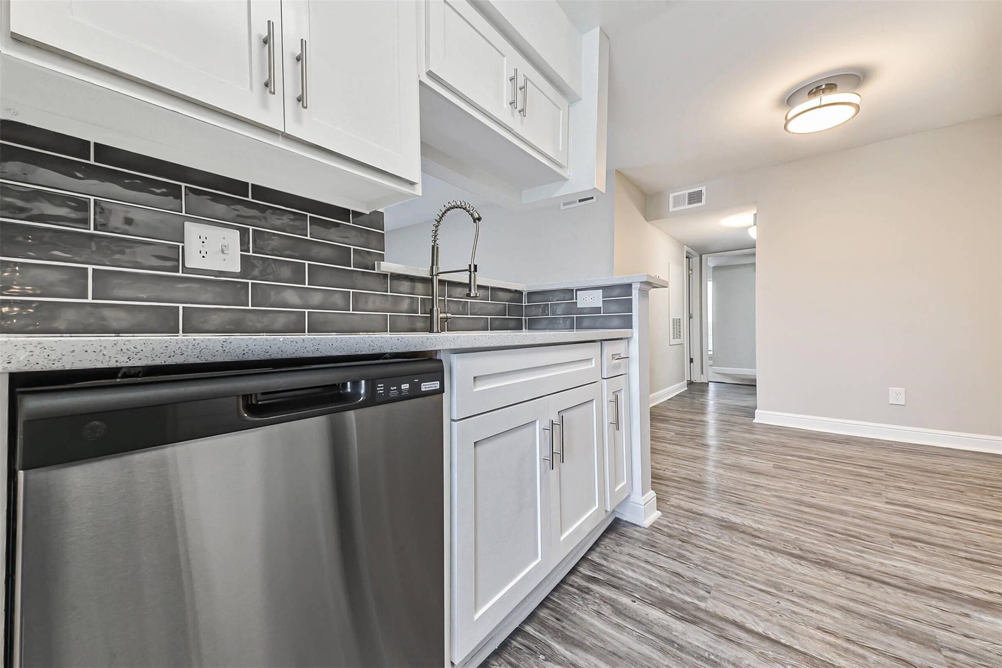 1111 W Main Street 3504