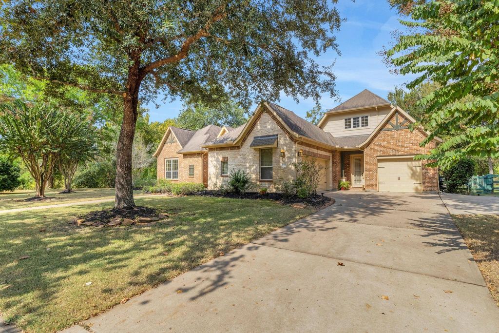 Photo of 30710 Spanish Moss Crossing, Fulshear, TX 77441 (MLS # 40965964)