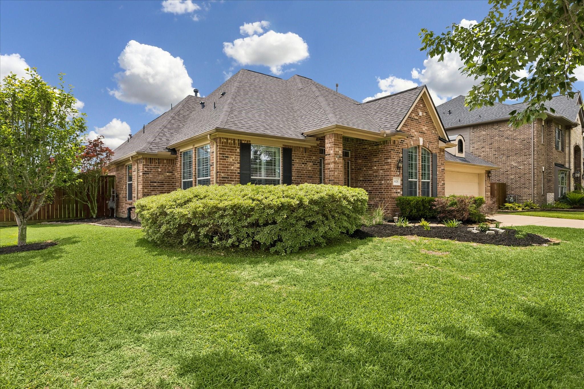 6128 Southwell Lane
