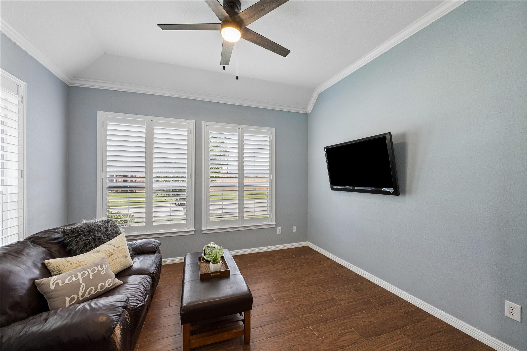 6128 Southwell Lane