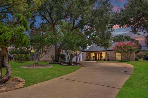 Photo of 14802 Bluffridge Circle, Houston, TX 77095 (MLS # 6604571)