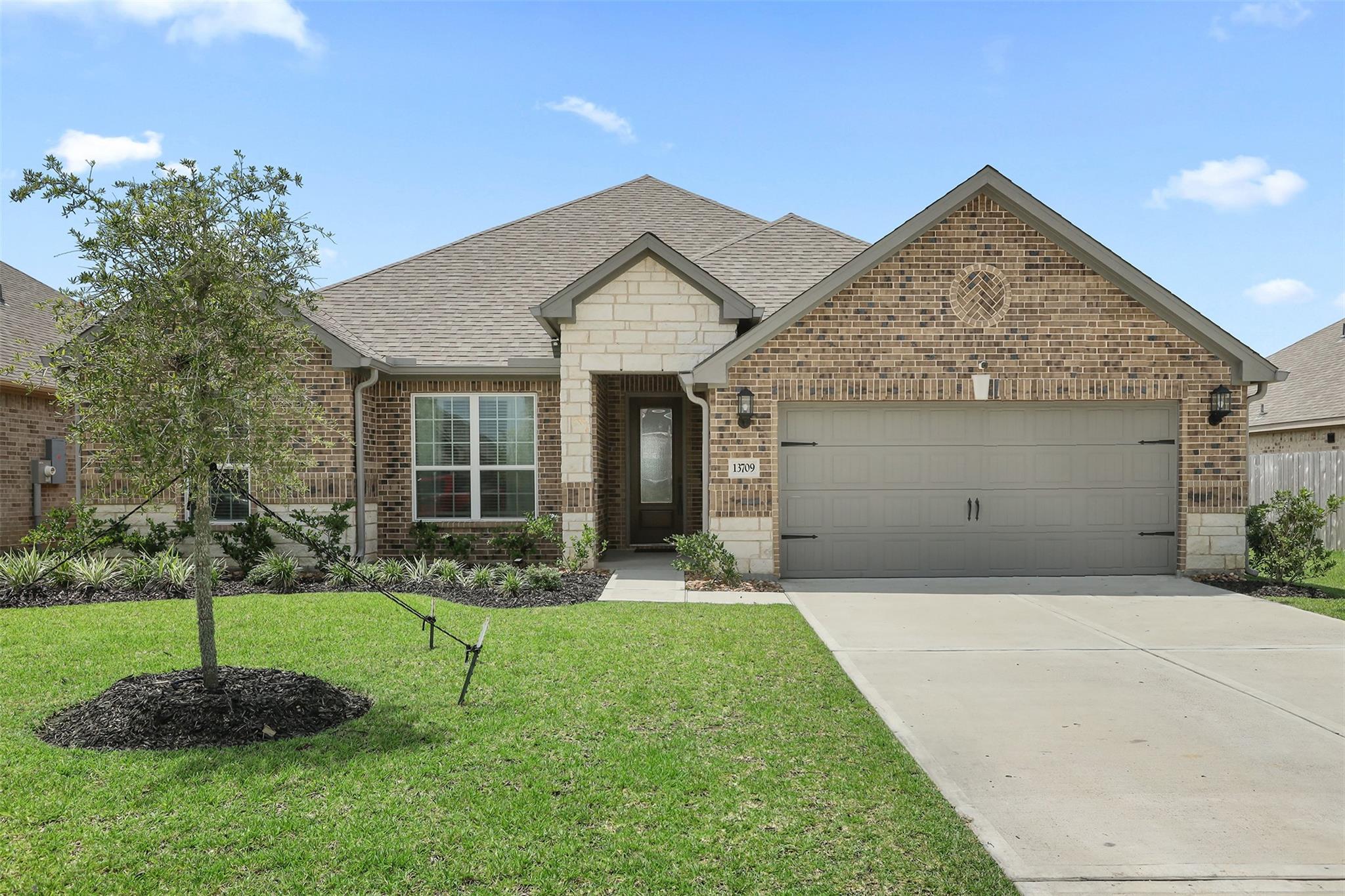 13709 Gaff Rig Drive