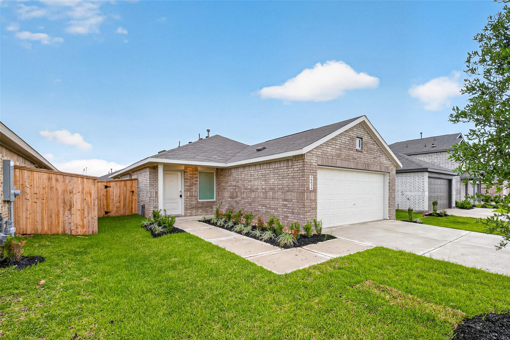 26834 Vanilla Pearls Lane