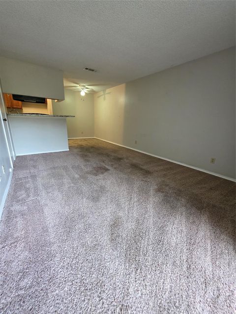Photo of 2501 Gulf Freeway #255D, Dickinson, TX 77539 (MLS # 64914328)