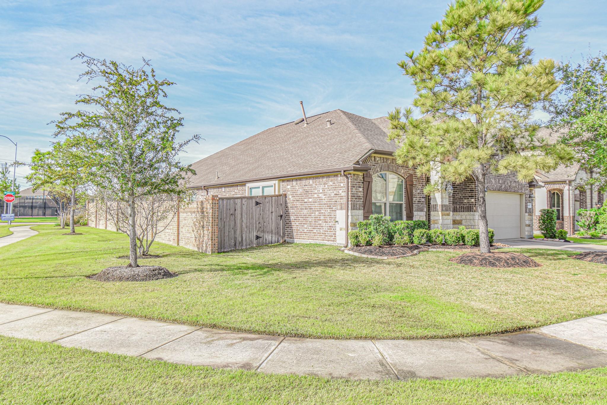9403 Briscoe Bend Lane