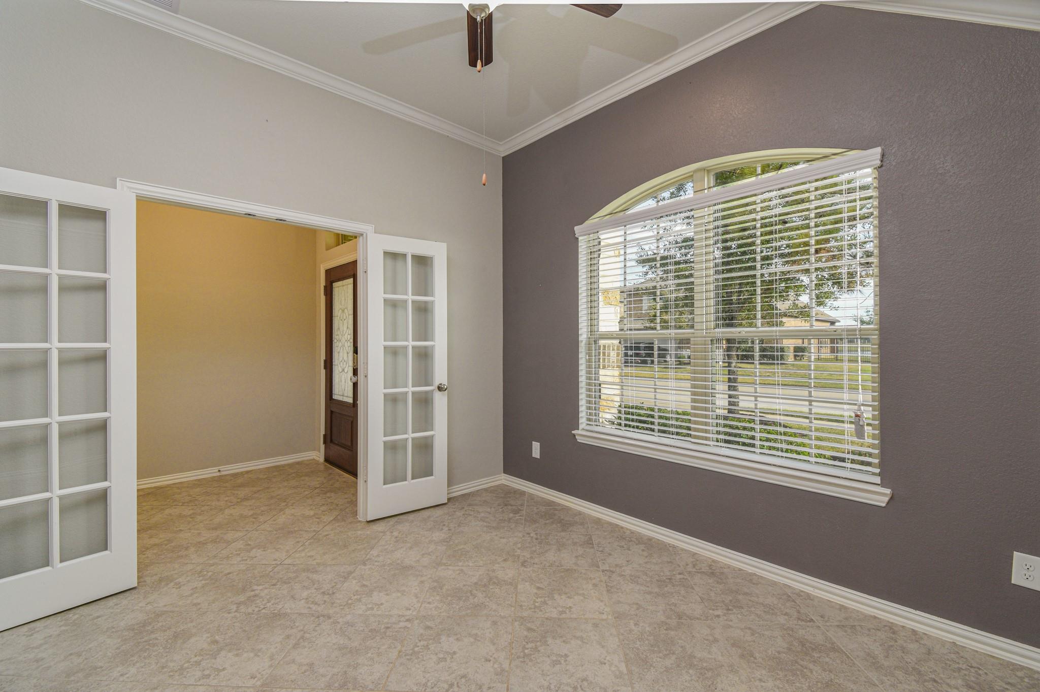 9403 Briscoe Bend Lane
