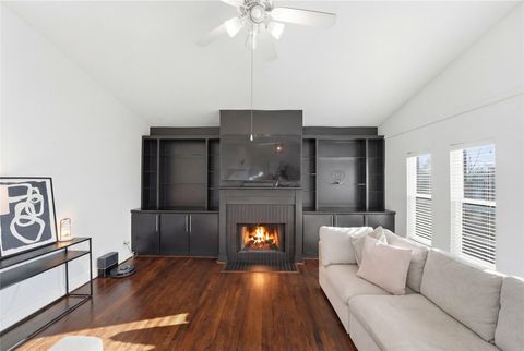 Photo of 5519 Cornish Street, Houston, TX 77007 (MLS # 3093358)