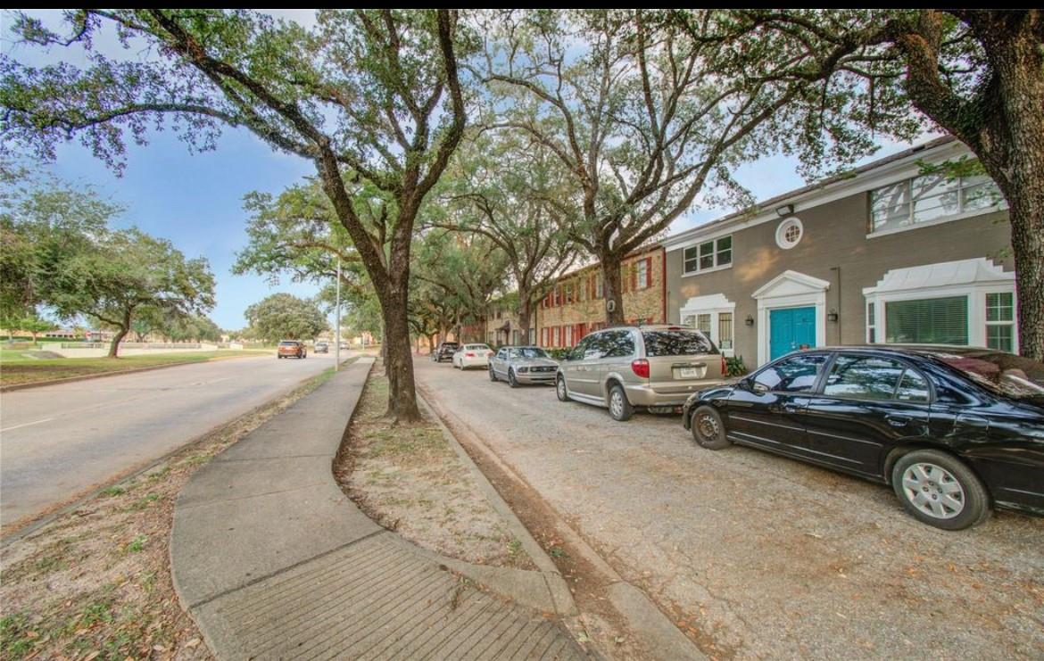 11609 Chimney Rock Apt Road B