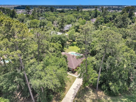 Homes For Sale - 22707 Trailwood Lane<br/> Tomball, TX 77375