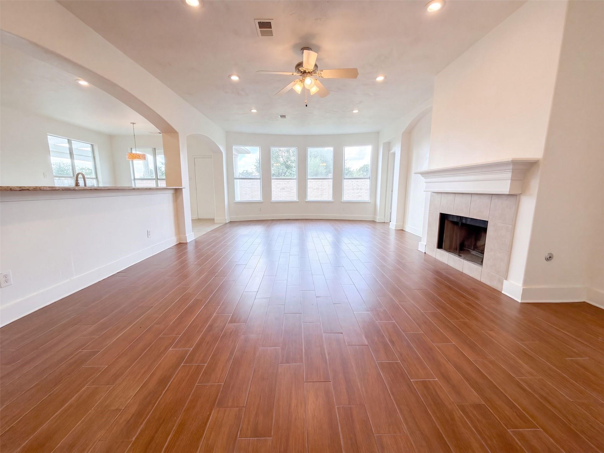 7618 Crescent Lake Court