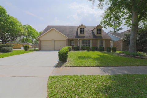 Homes For Rent - 2825 Hickory Limb Court<br/> League City, TX 77573