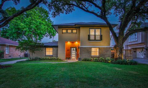 Homes For Sale - 2409 Dorrington Street<br/> Houston, TX 77030