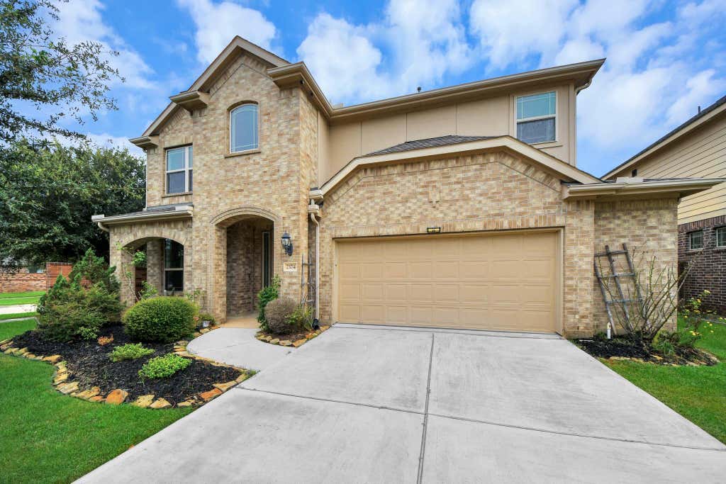 Photo of 23714 Via Viale Drive Dr, Richmond, TX 77406 (MLS # 44276748)