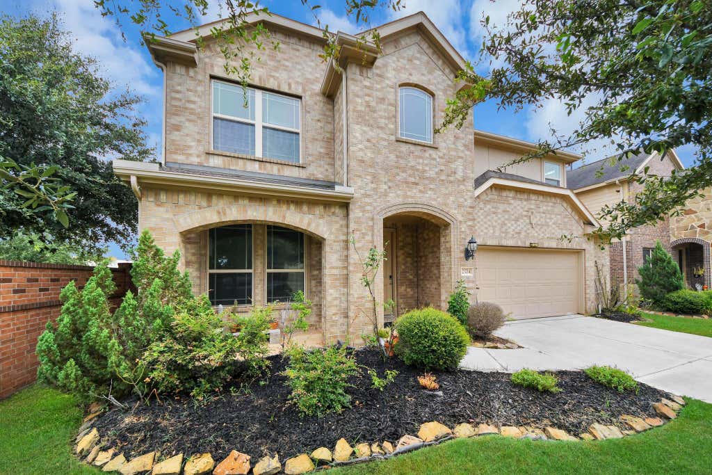 Photo of 23714 Via Viale Drive Dr, Richmond, TX 77406 (MLS # 44276748)