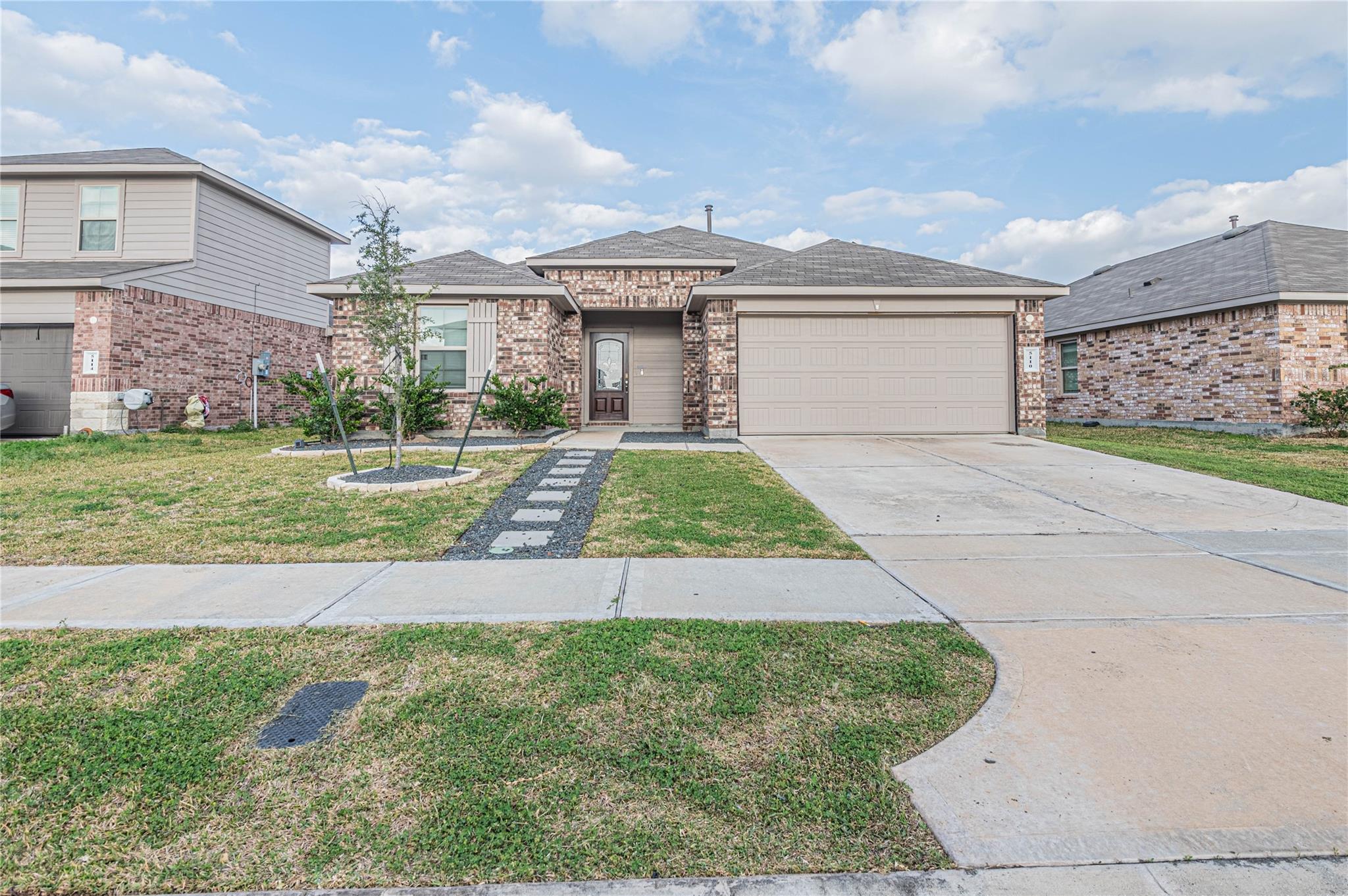 5110 Hedgerose Lane