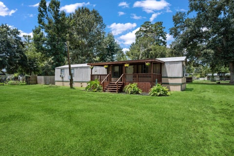 Photo of 30 E East Old Field Drive, Huffman, TX 77336 (MLS # 2612428)