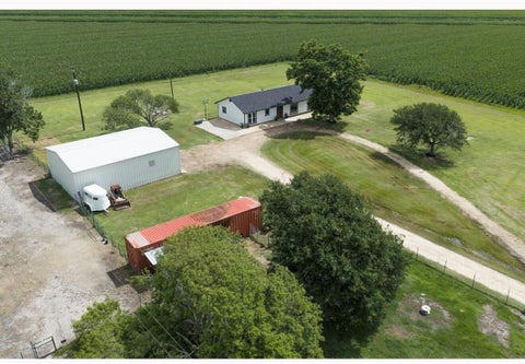 Photo of 1737 County Road 425, Clemville, TX 77414 (MLS # 76395350)