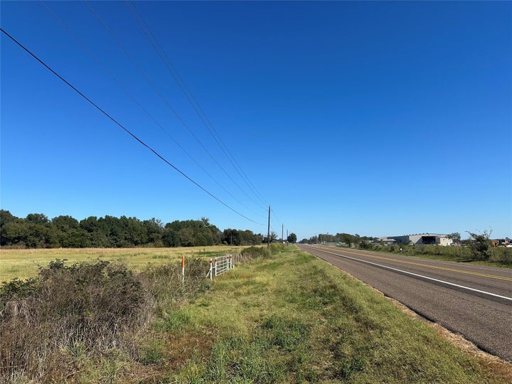 Photo 1 of 9 — 9AC Us-79, Oakwood, TX 75855