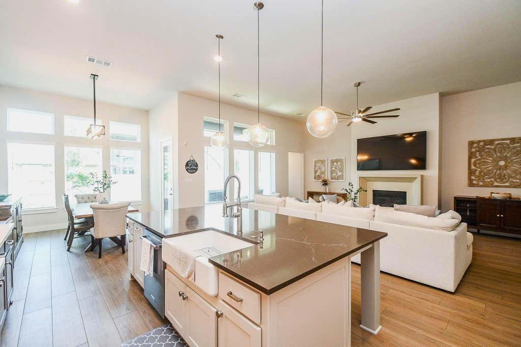 Photo of 5019 Golden Peach Road, Manvel, TX 77578 (MLS # 73910610)