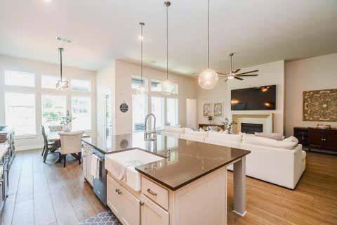 Photo of 5019 Golden Peach Road, Manvel, TX 77578 (MLS # 73910610)