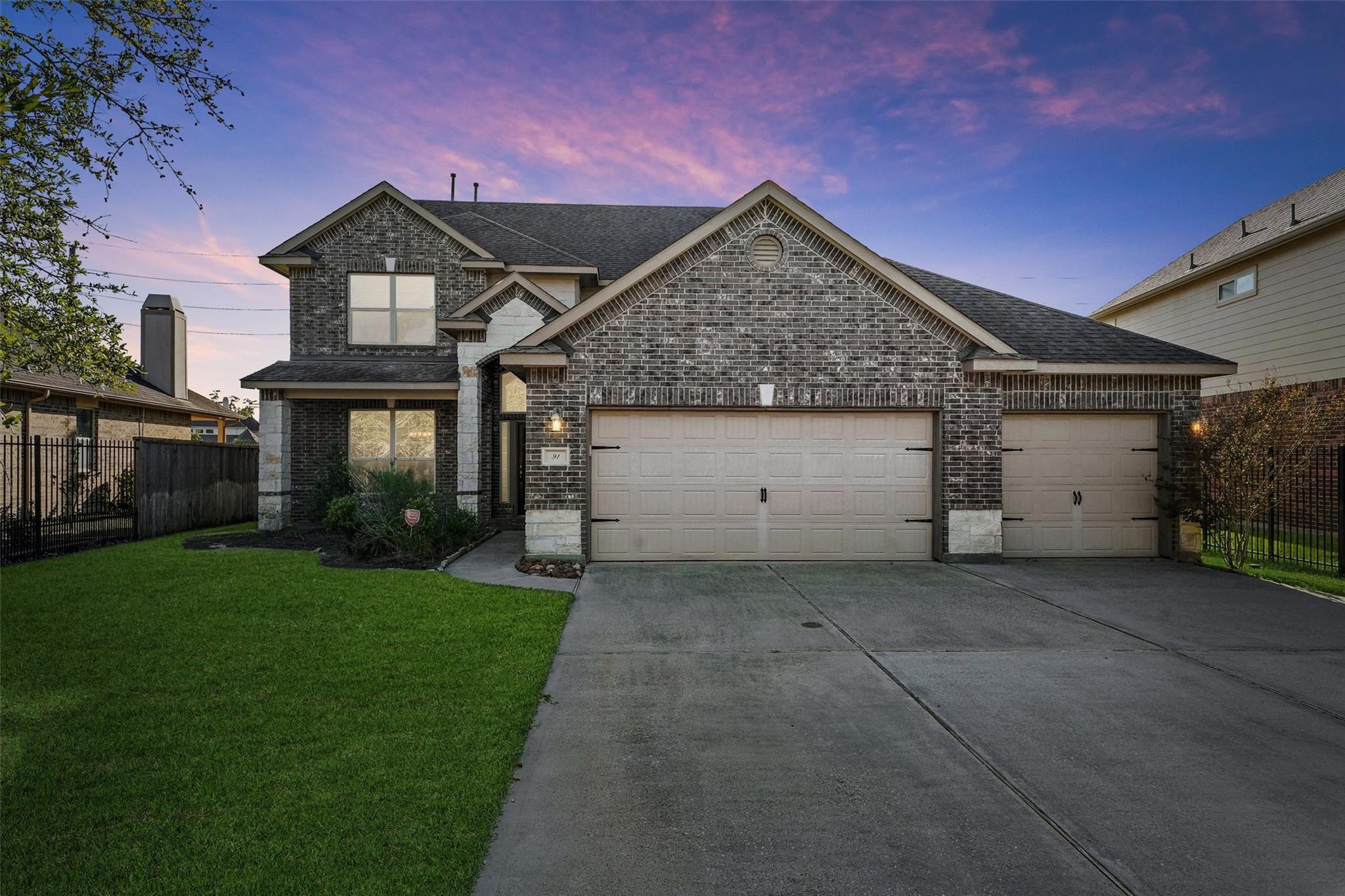 91 W Wading Pond Circle