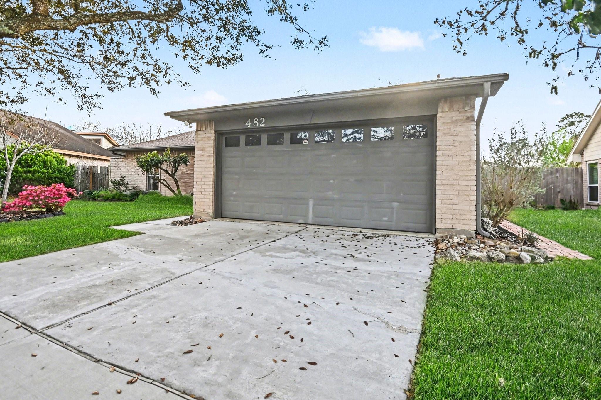 482 Lost Rock Drive