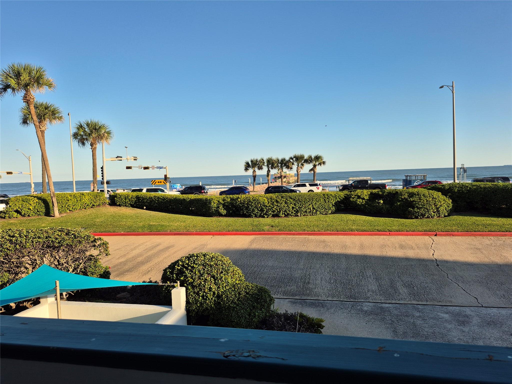 6102 Seawall Boulevard 100
