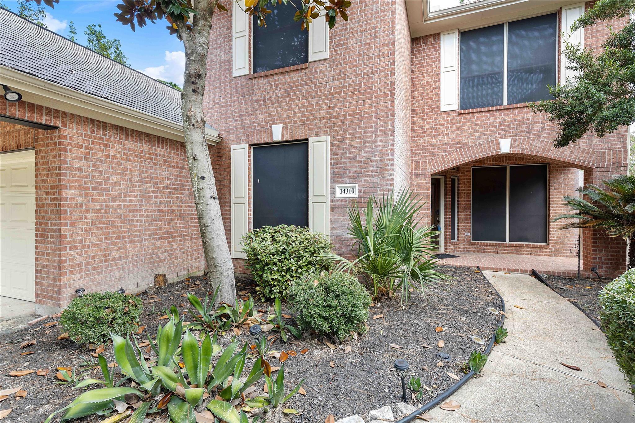 14310 Rosehill Estates Lane