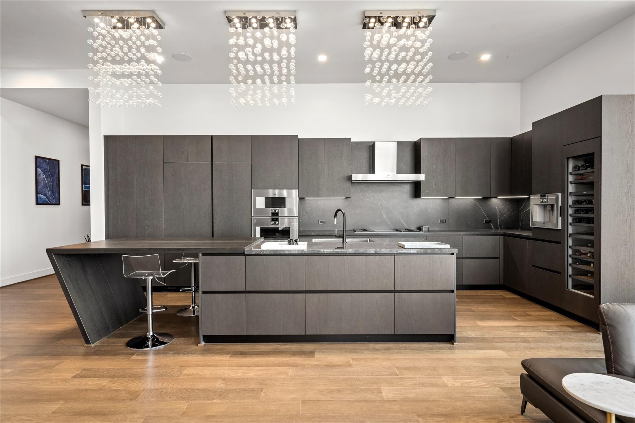 1711 Allen Parkway 3302