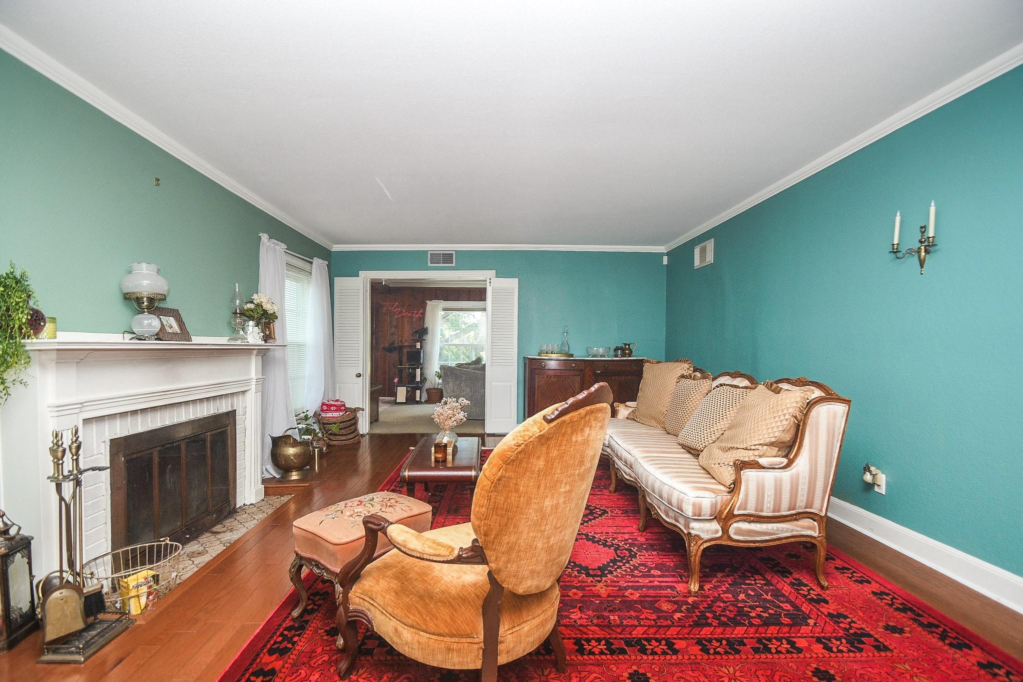 1118 E Cedar Street